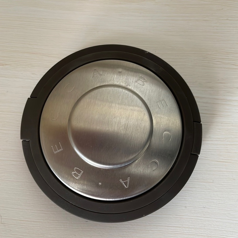 BECCA - highlighter like new !! Color: Moonstone - a pale, incandescent gold .